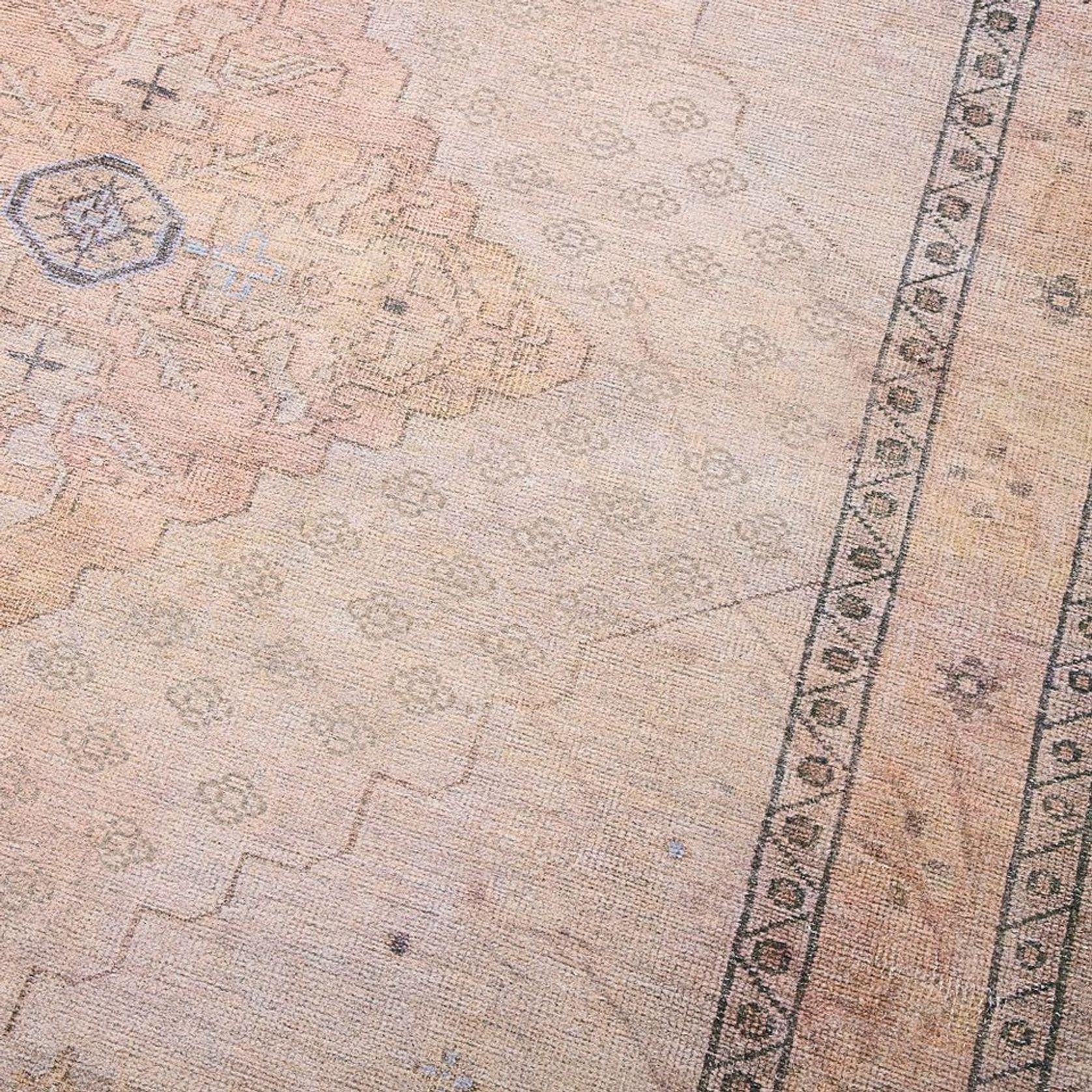 Azalea Reversible Persian Rug gallery detail image