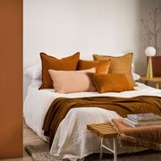 Baya Wanaka Handwoven Loop and Cut Pile Rug - Light Grey gallery detail image