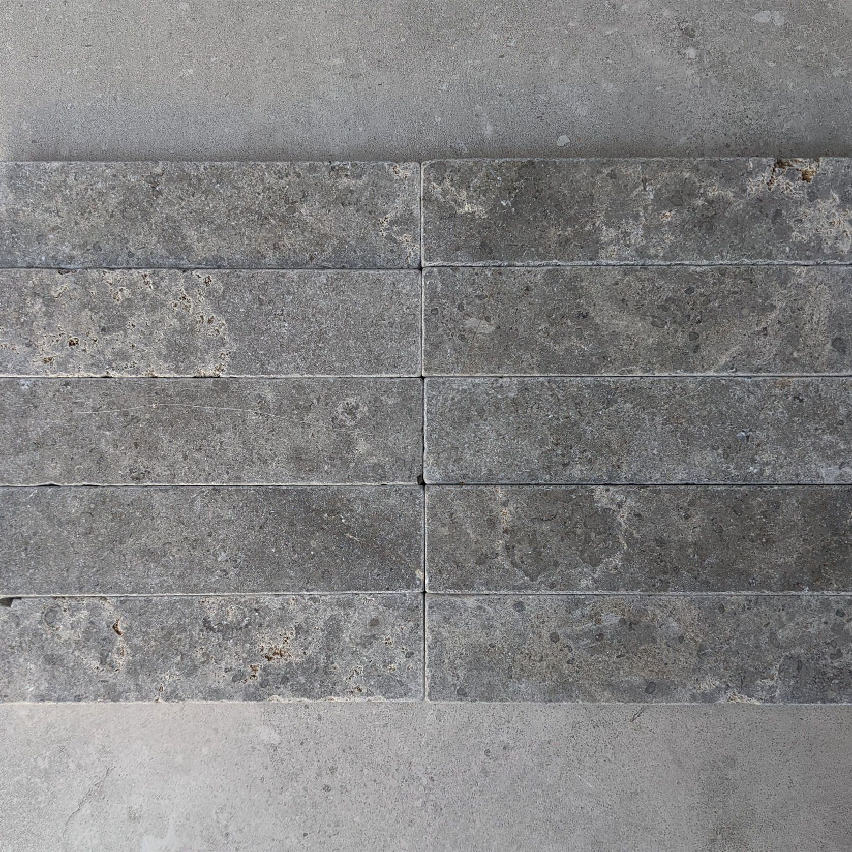 La Planche Stone Finger gallery detail image