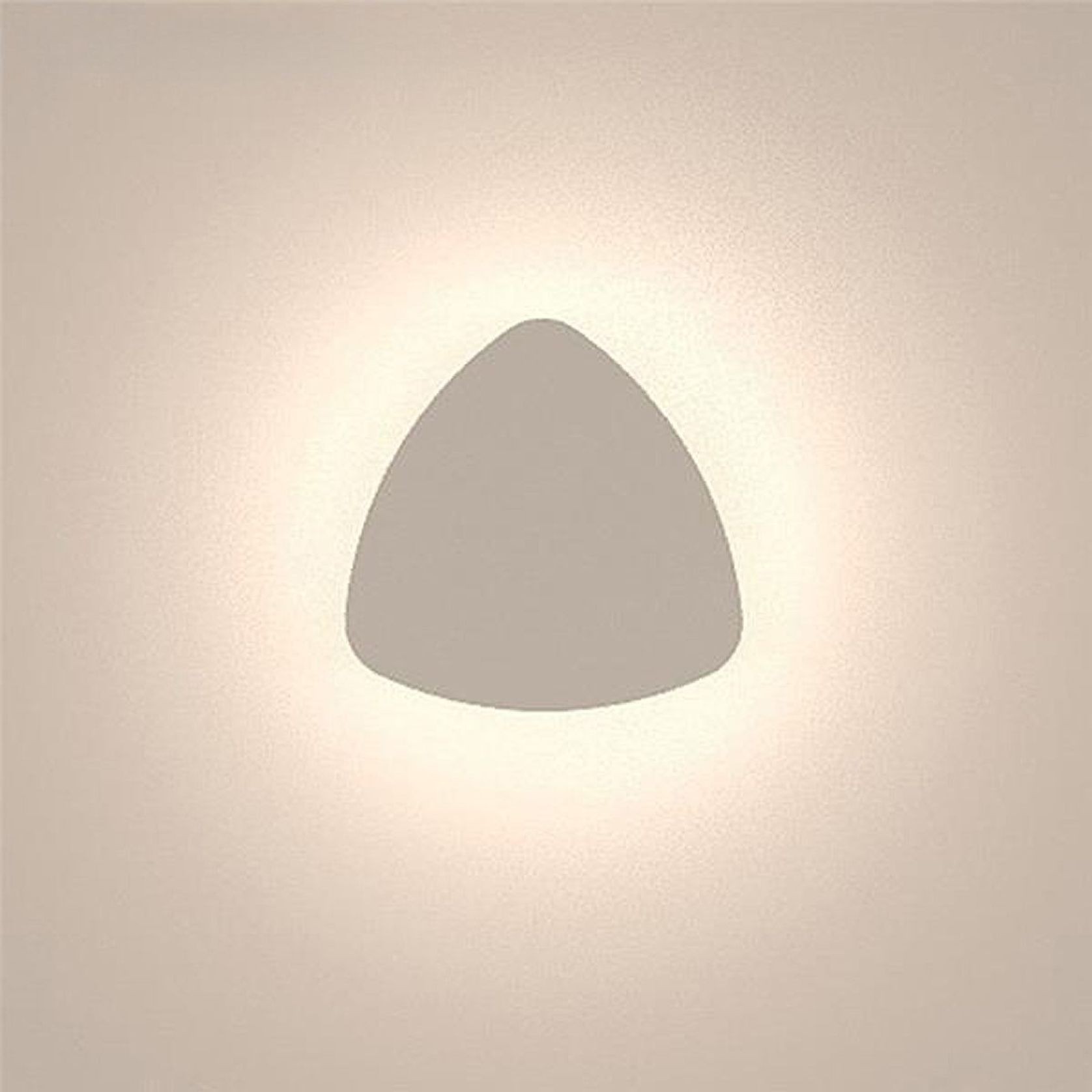 Plak Triangular Magnetic Wall Light gallery detail image