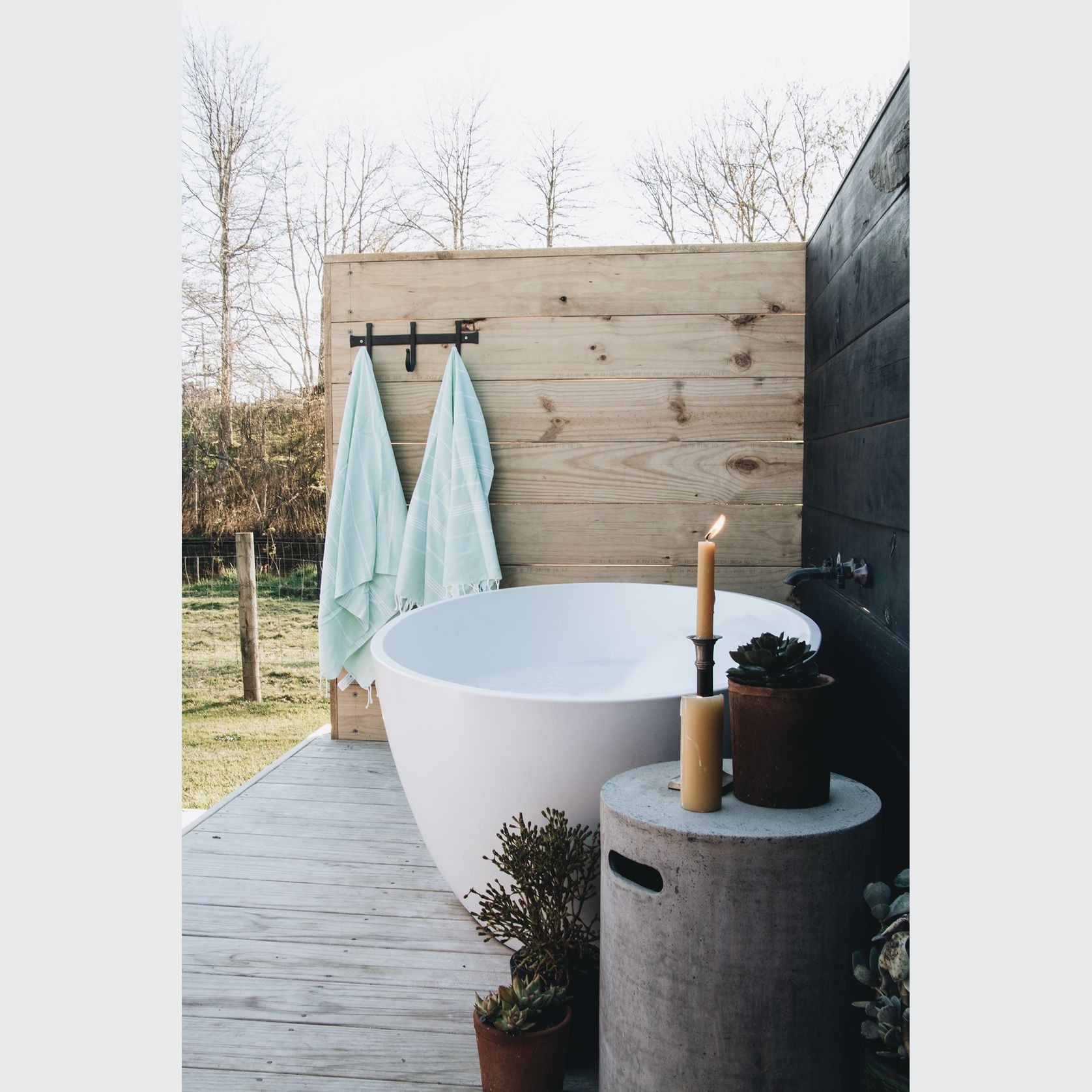 Gigi ST26 Toka Lite 1680mm Oval Wide Outdoor Bath gallery detail image