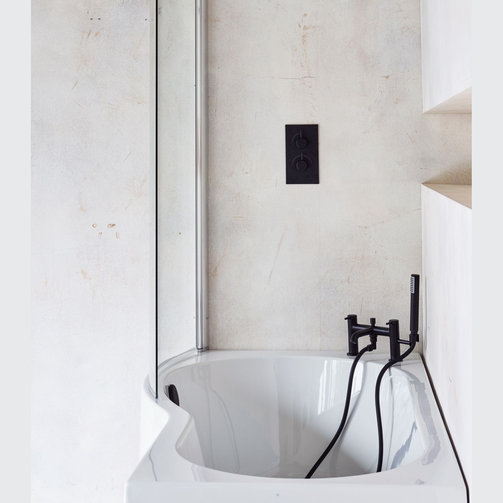 B Shower Acrylic Bath (Right or Left) gallery detail image