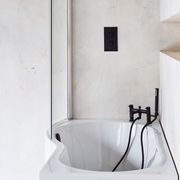 B Shower Acrylic Bath (Right or Left) gallery detail image