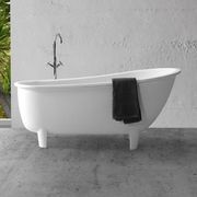 B095 Vintage Shape Hugi Bath 1720MM gallery detail image