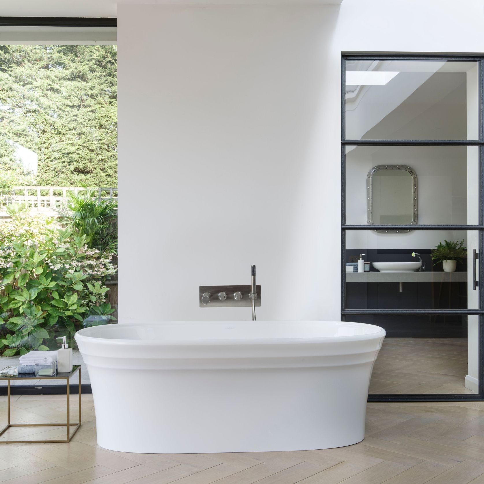 Victoria + Albert | Warndon Bath gallery detail image