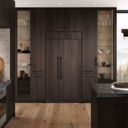 Sub-Zero Classic Series Refrigerator/Freezer Overlay gallery detail image