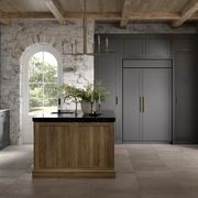 Sub-Zero Classic Series Refrigerator/Freezer Overlay gallery detail image