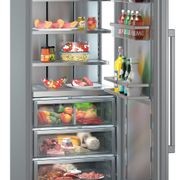 EKB 9471 Monolith BioFresh | Fully Integrated Fridge gallery detail image