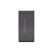 Sub-Zero Classic Series Refrigerator/Freezer Overlay gallery detail image