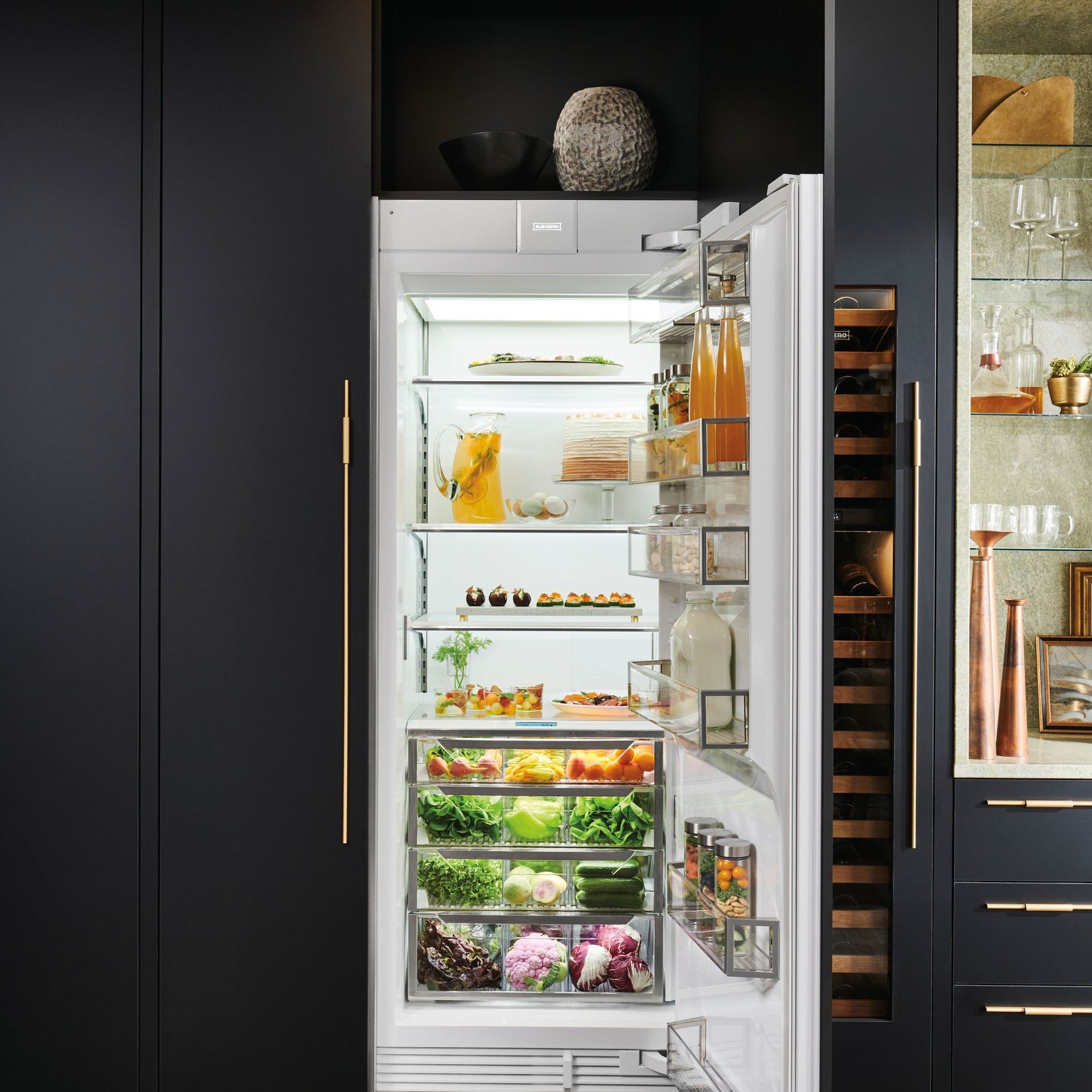 Sub-Zero Designer Series All Refrigerator Column gallery detail image