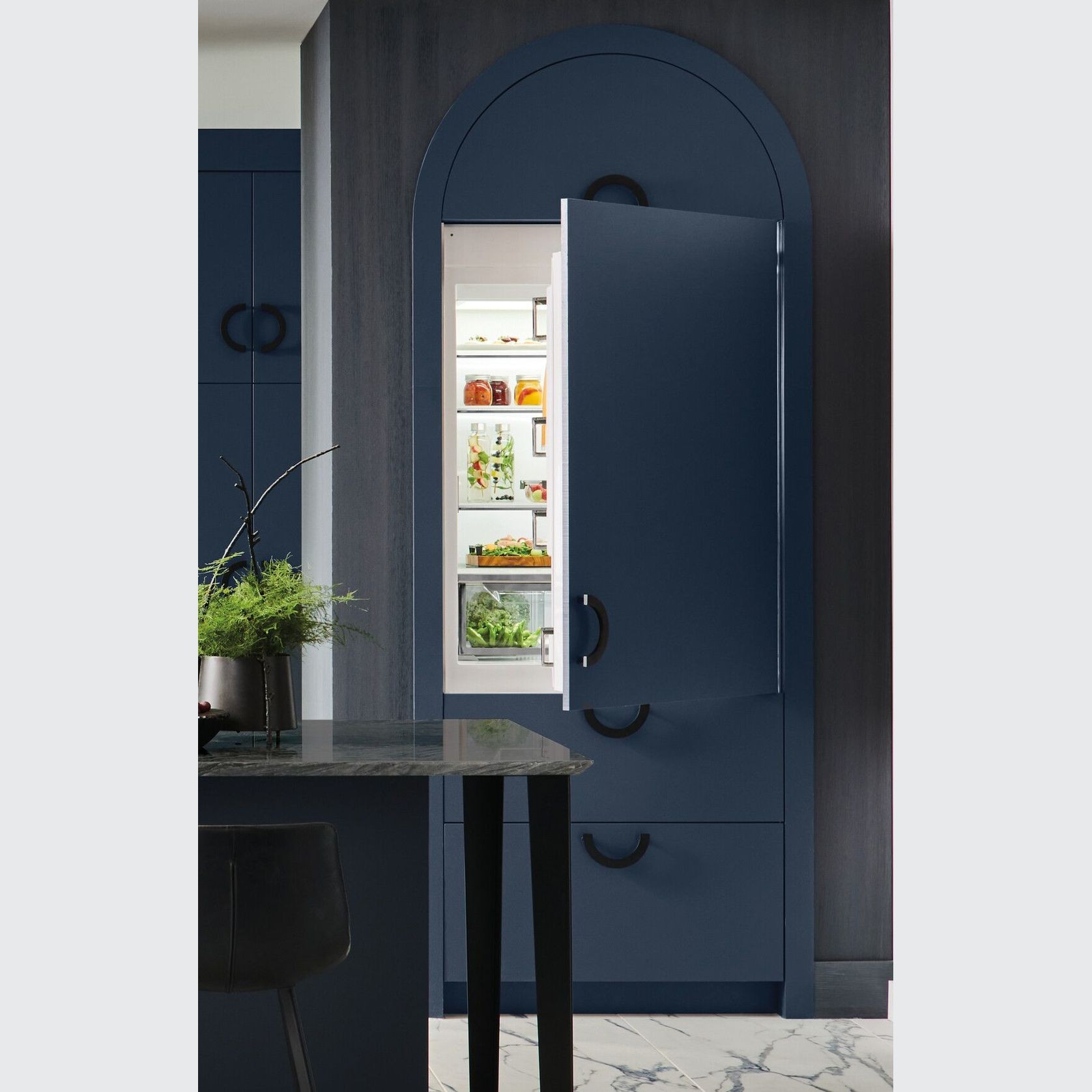 Designer Series Refrigerator/Freezer 91cm gallery detail image