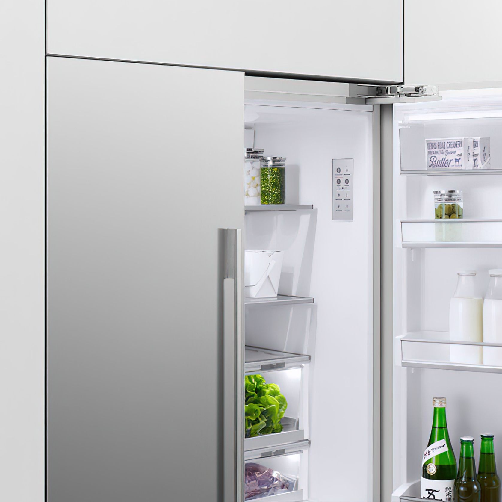 F&P Integrated French Door Refrigerator Freezer Ice & Water gallery detail image