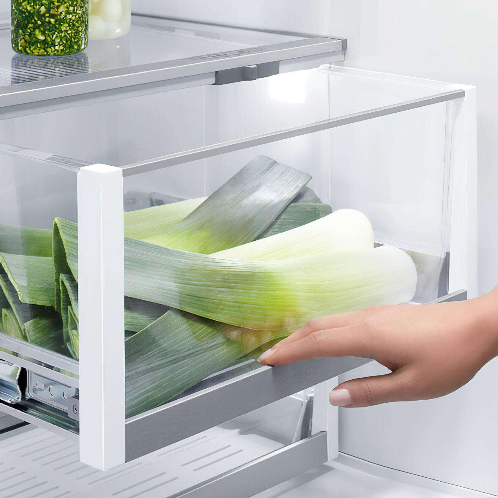 F&P Integrated French Door Refrigerator Freezer Ice & Water gallery detail image