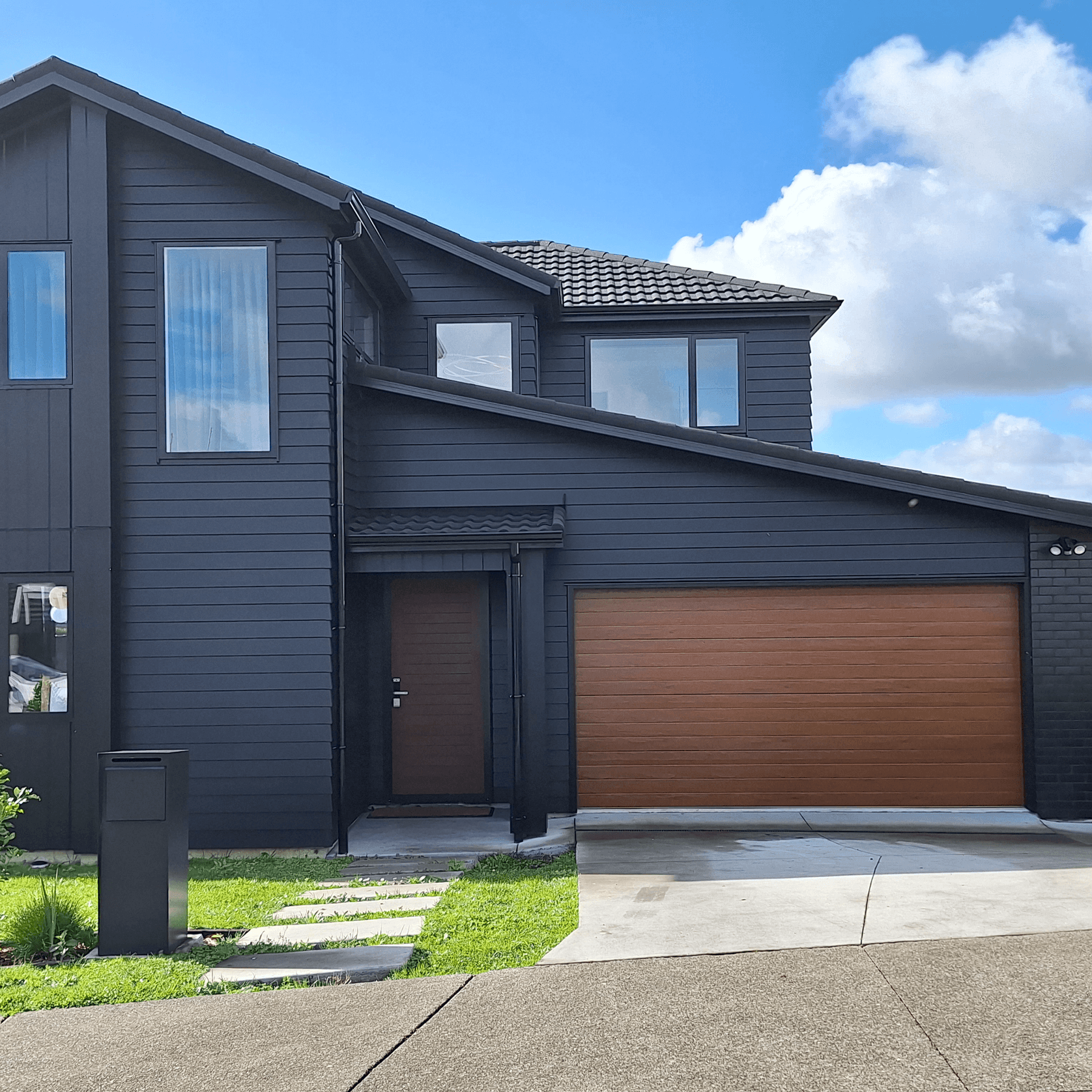 Timbertec Steel Garage Door gallery detail image