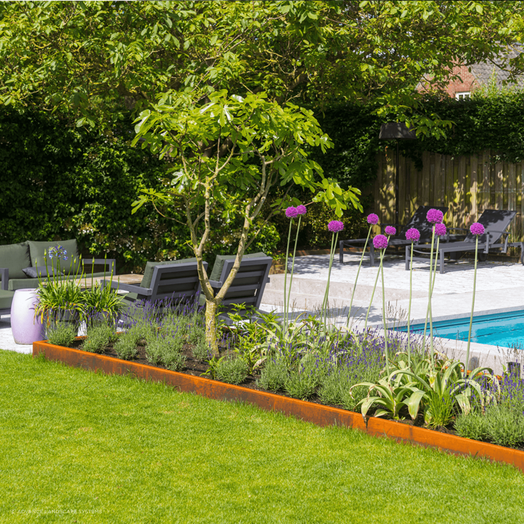 Set Top Edging gallery detail image