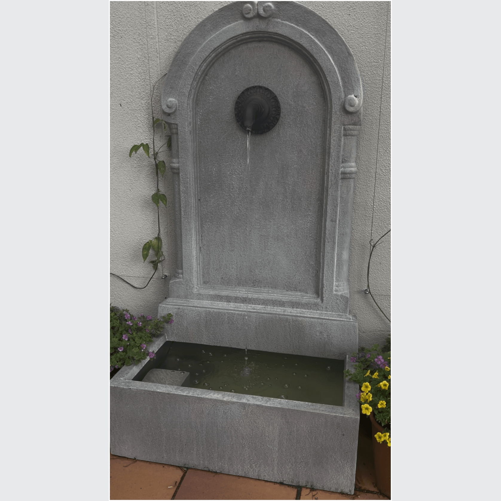 Courtyard Fountain gallery detail image