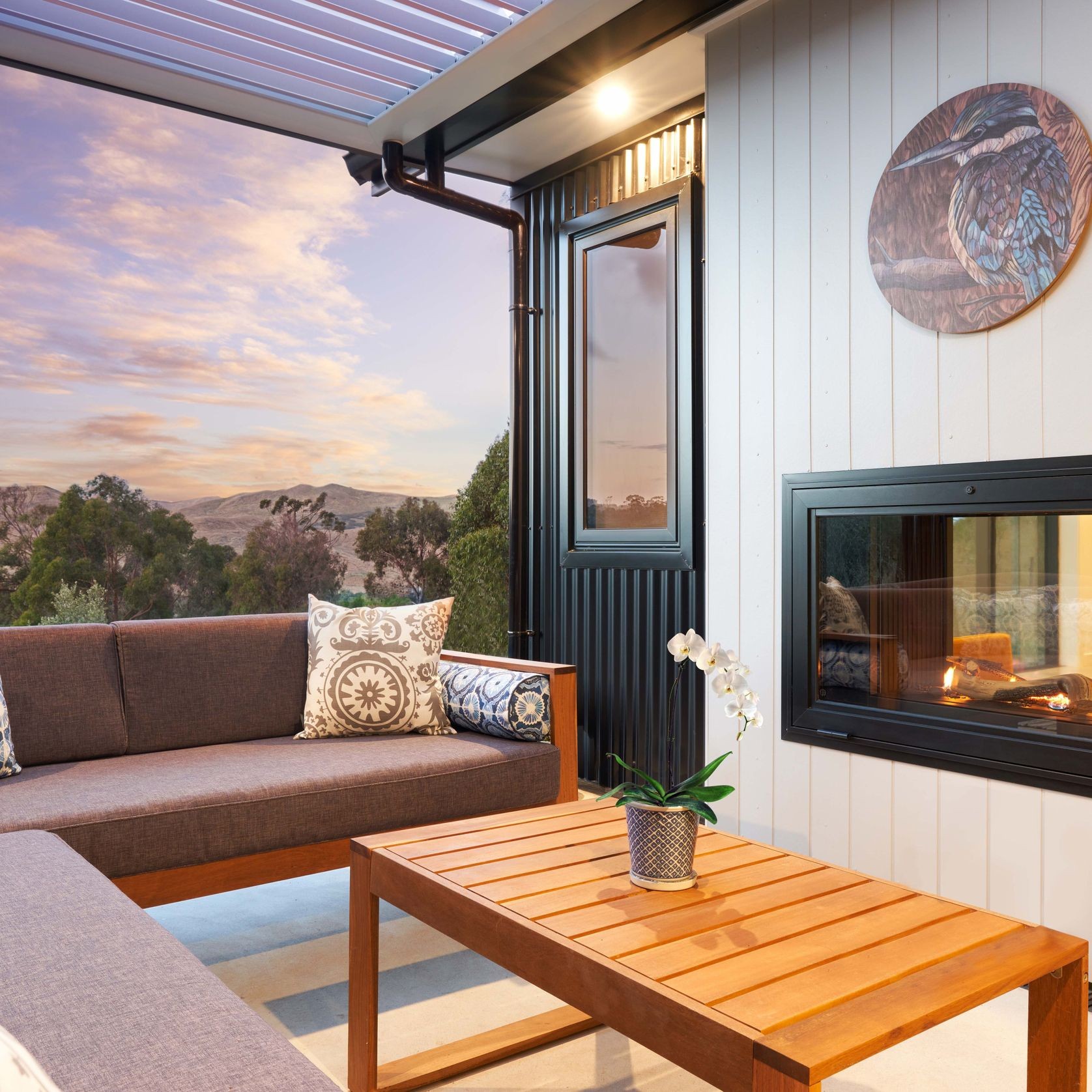 Rinnai Linear Indoor - Outdoor Gas Fire gallery detail image