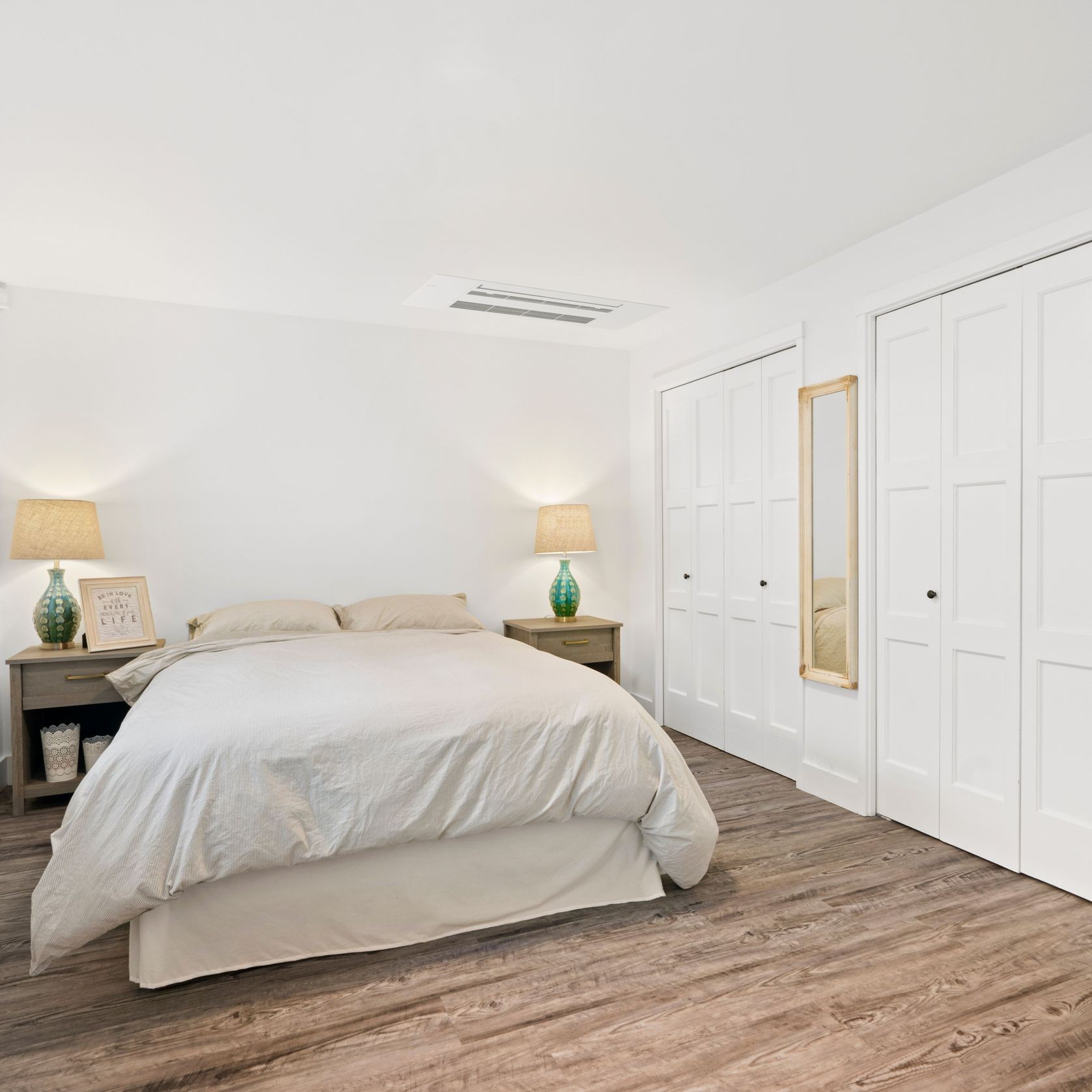 MLZ SlimFit One-way Cassette Heat Pumps gallery detail image