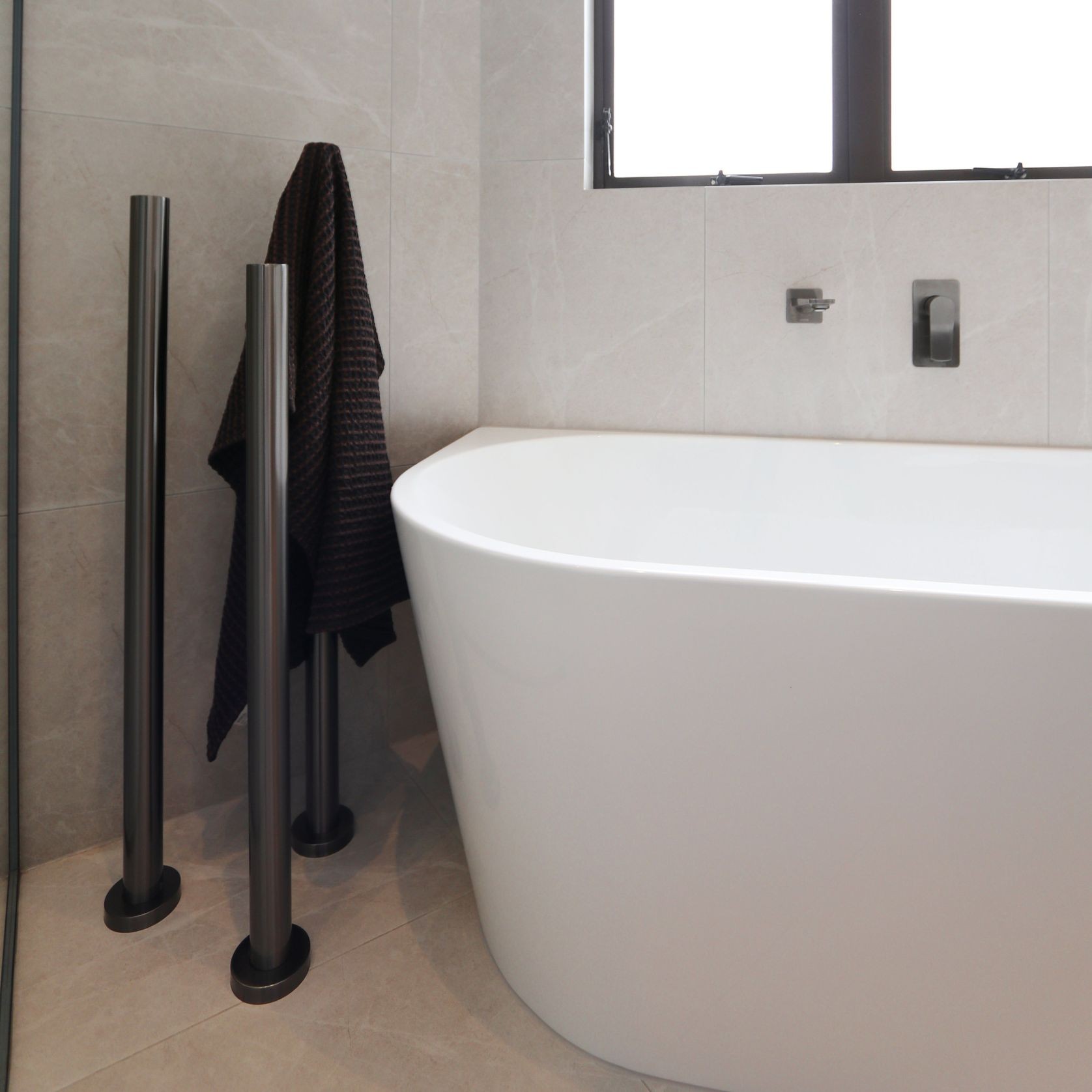 Code Pure Freestanding Heated Towel Rail 900mm gallery detail image