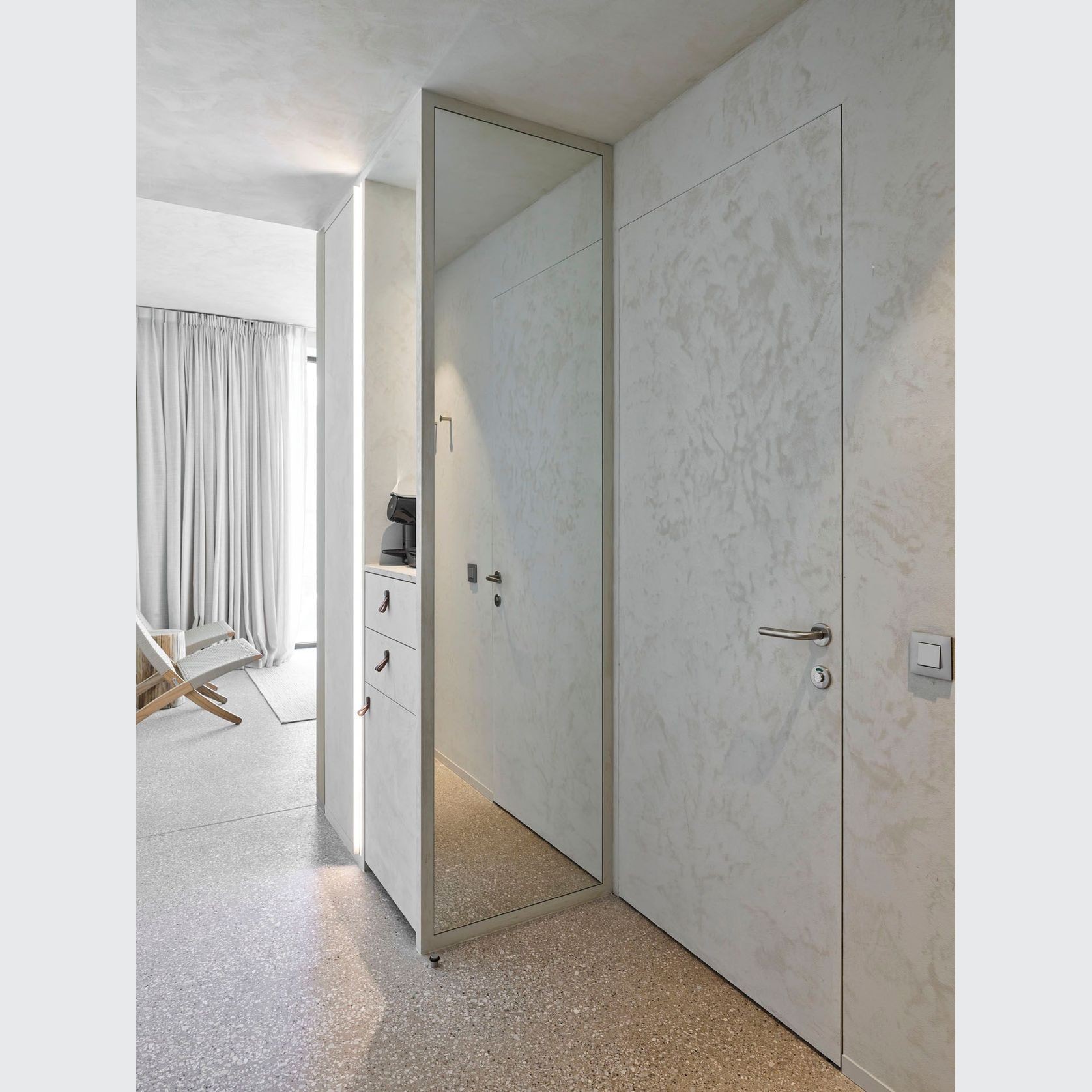 Arlu® (Argenta) Invisidoor 2.0 Door gallery detail image