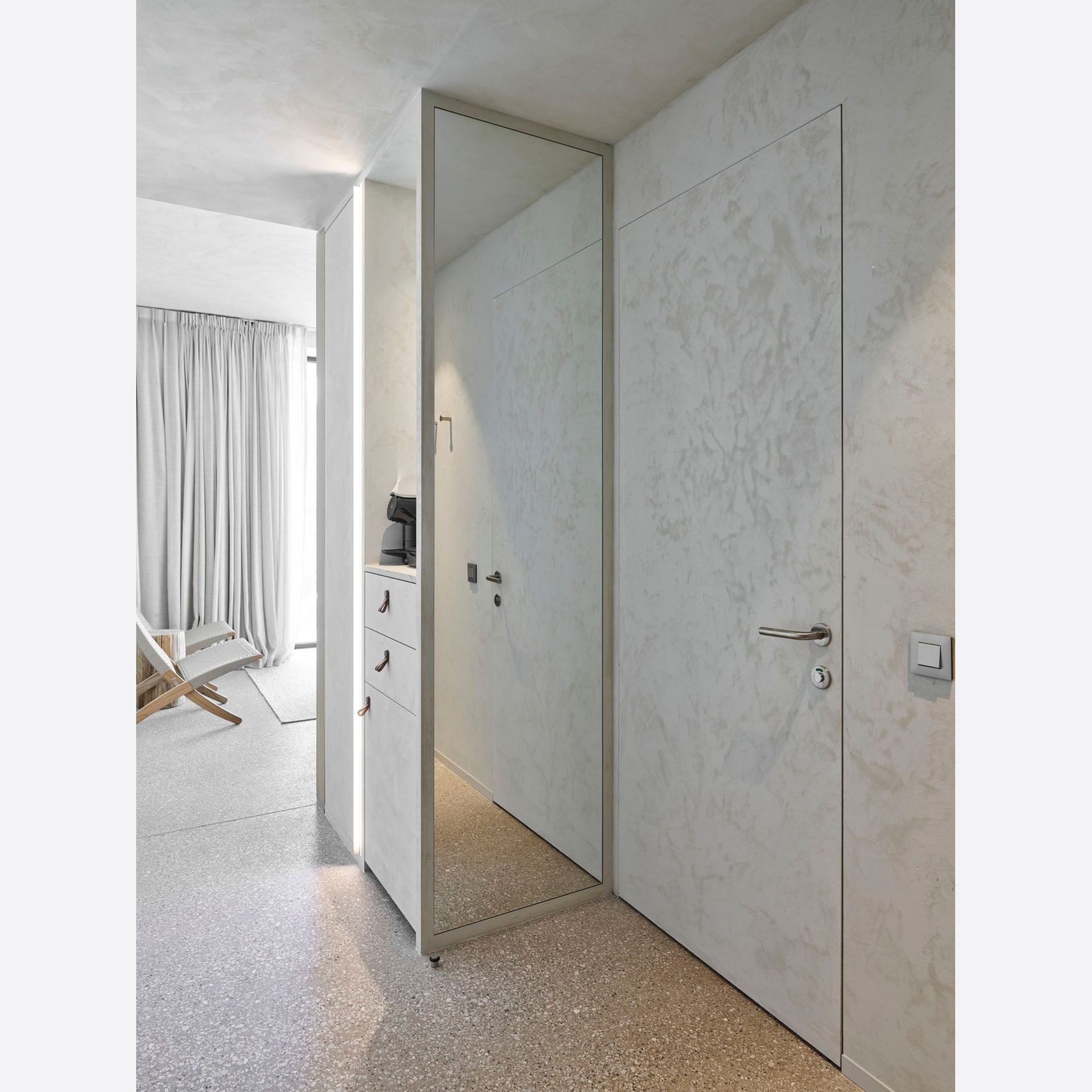 Arlu® (Argenta) Invisidoor 2.0 Door gallery detail image