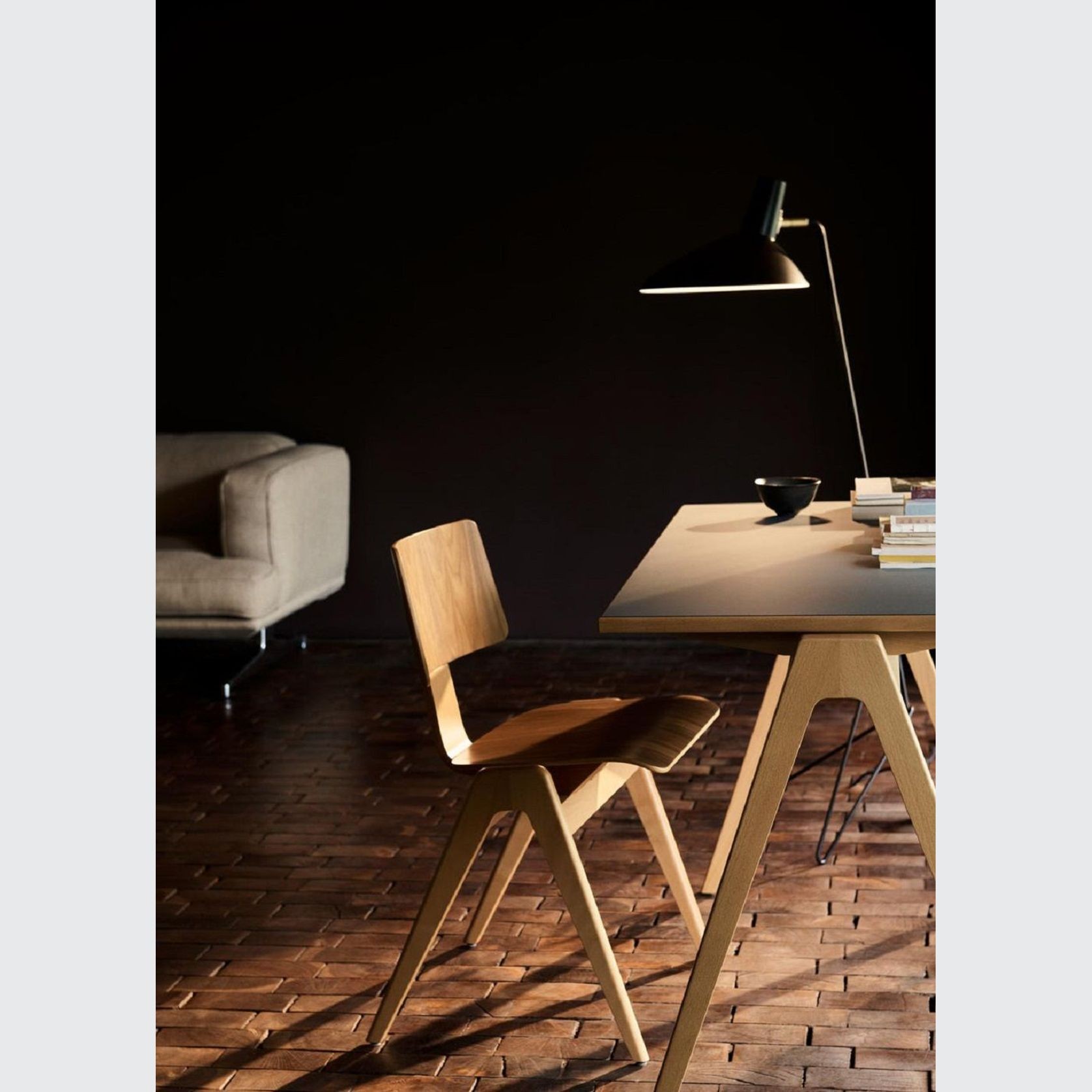 Daystak Table RD2 gallery detail image