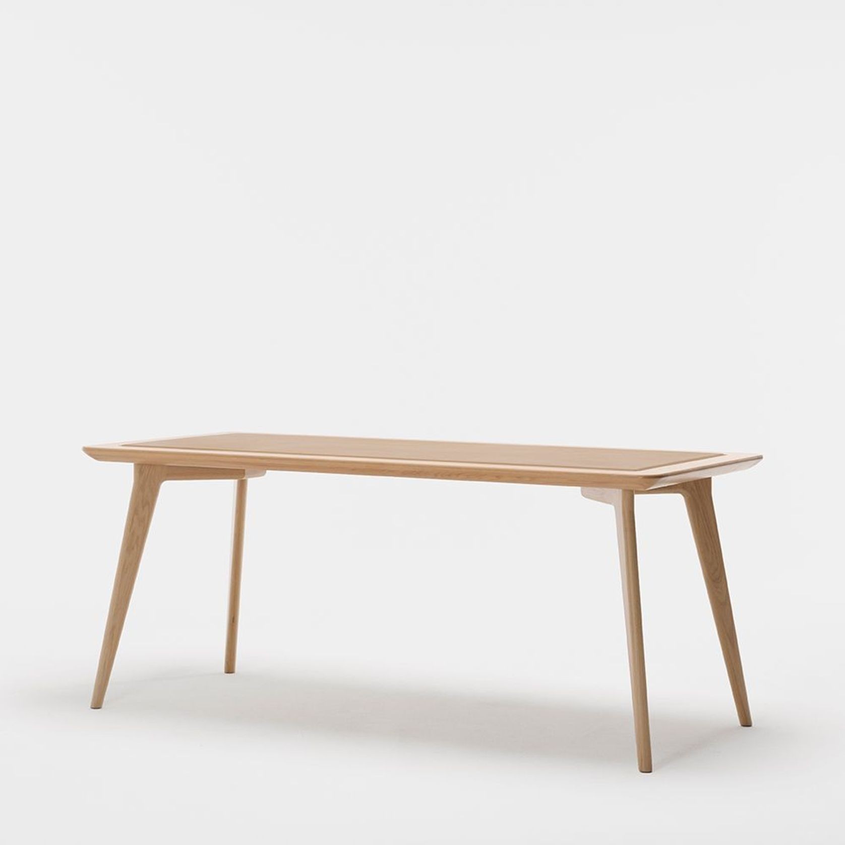 Aire | Desk gallery detail image