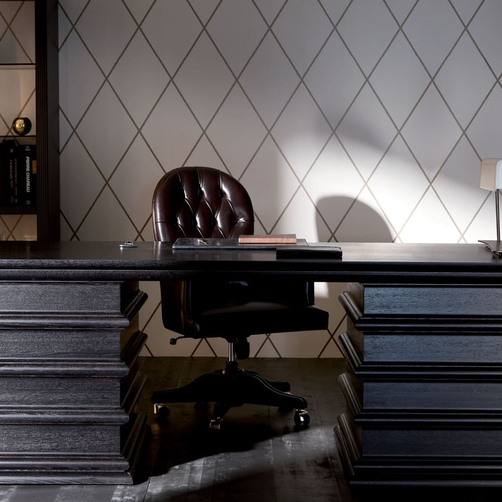 Manon Desk gallery detail image