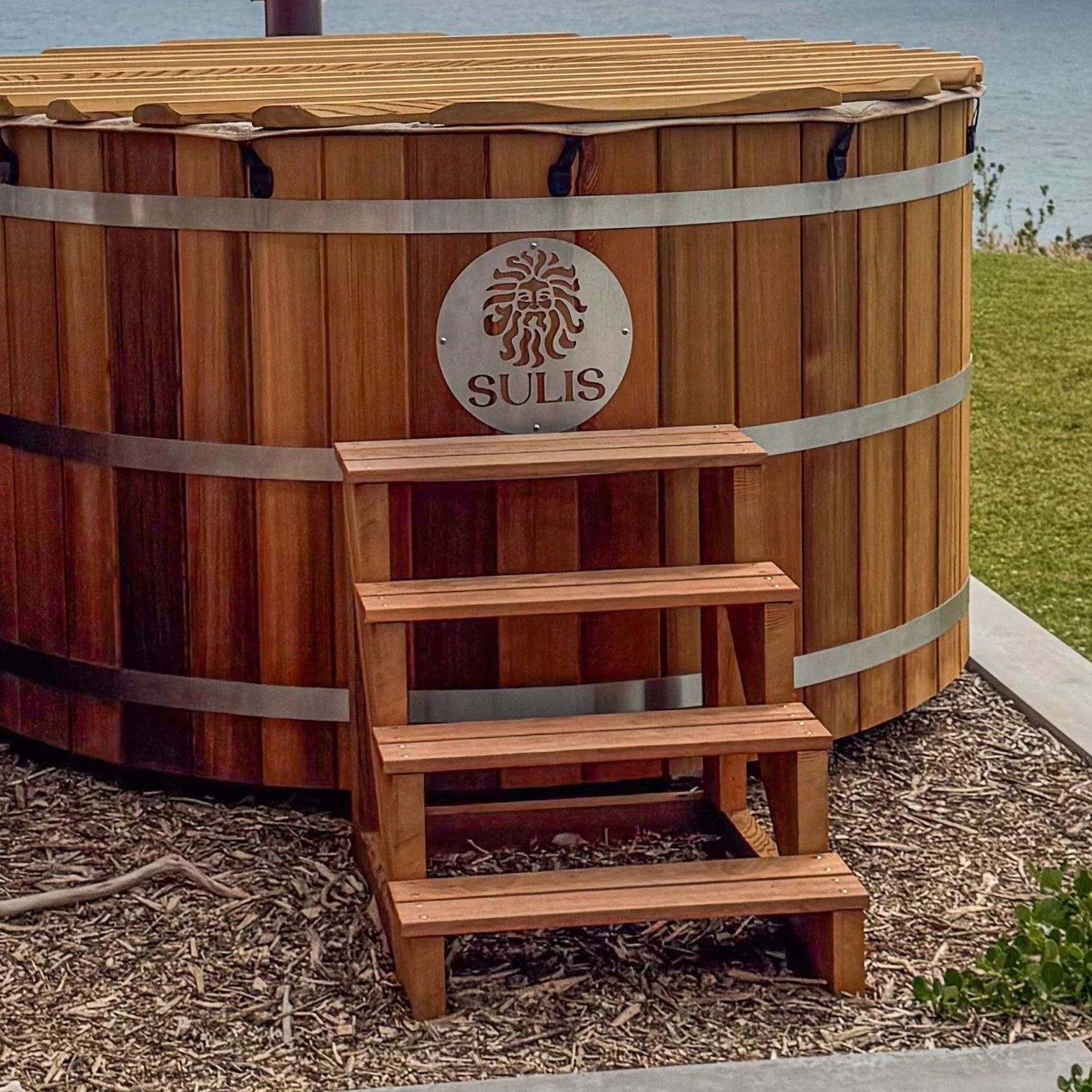 Cook Strait Hot Tub gallery detail image