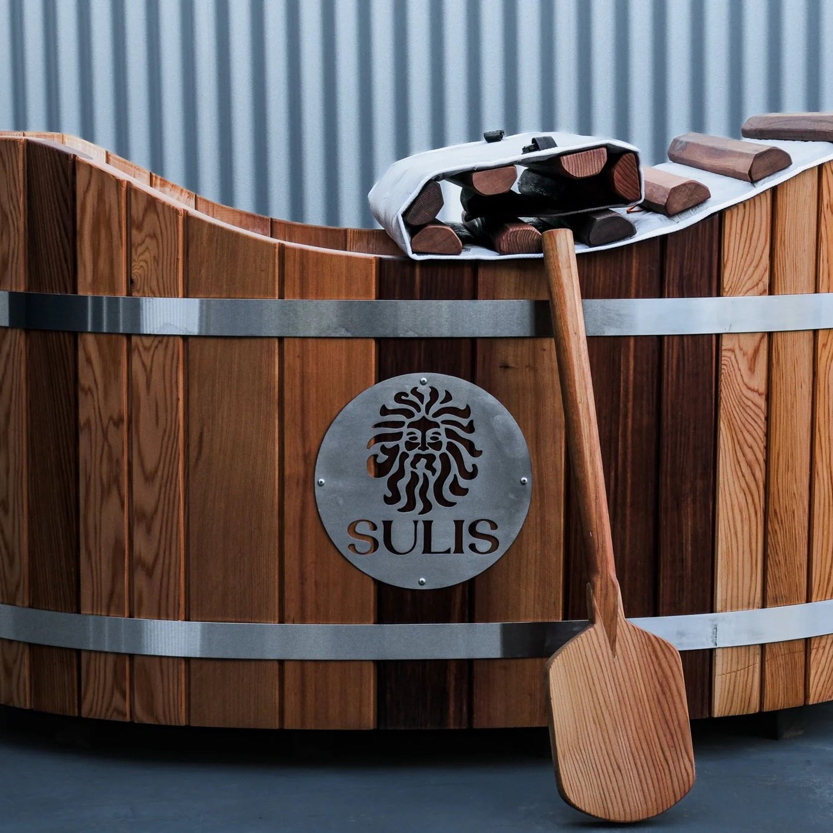 Mahana Bath Tub gallery detail image