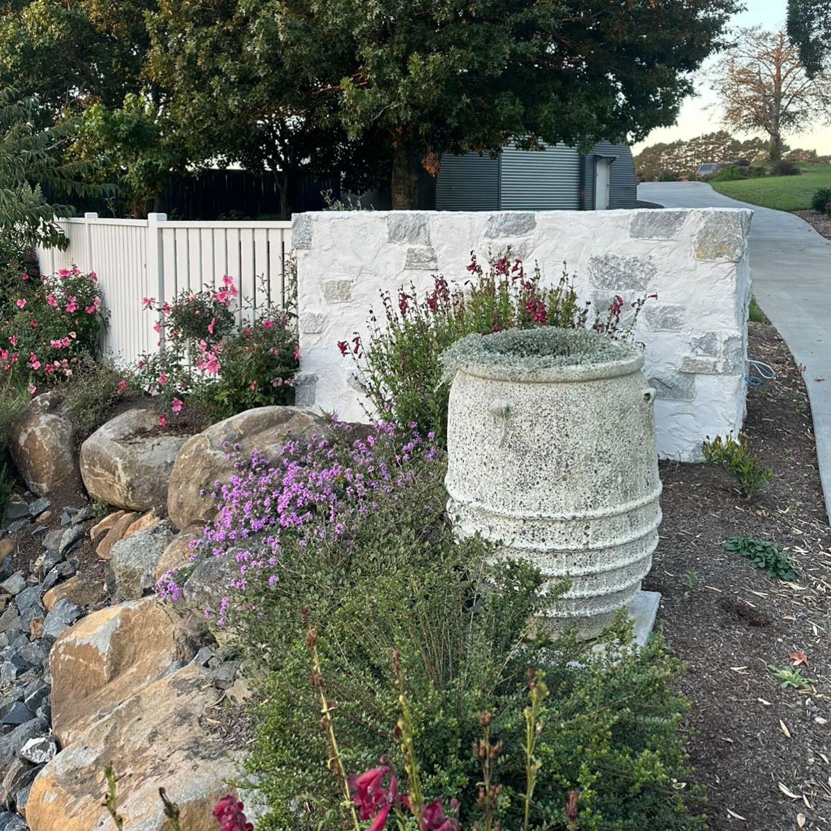 Hera 4 Handle Urn gallery detail image