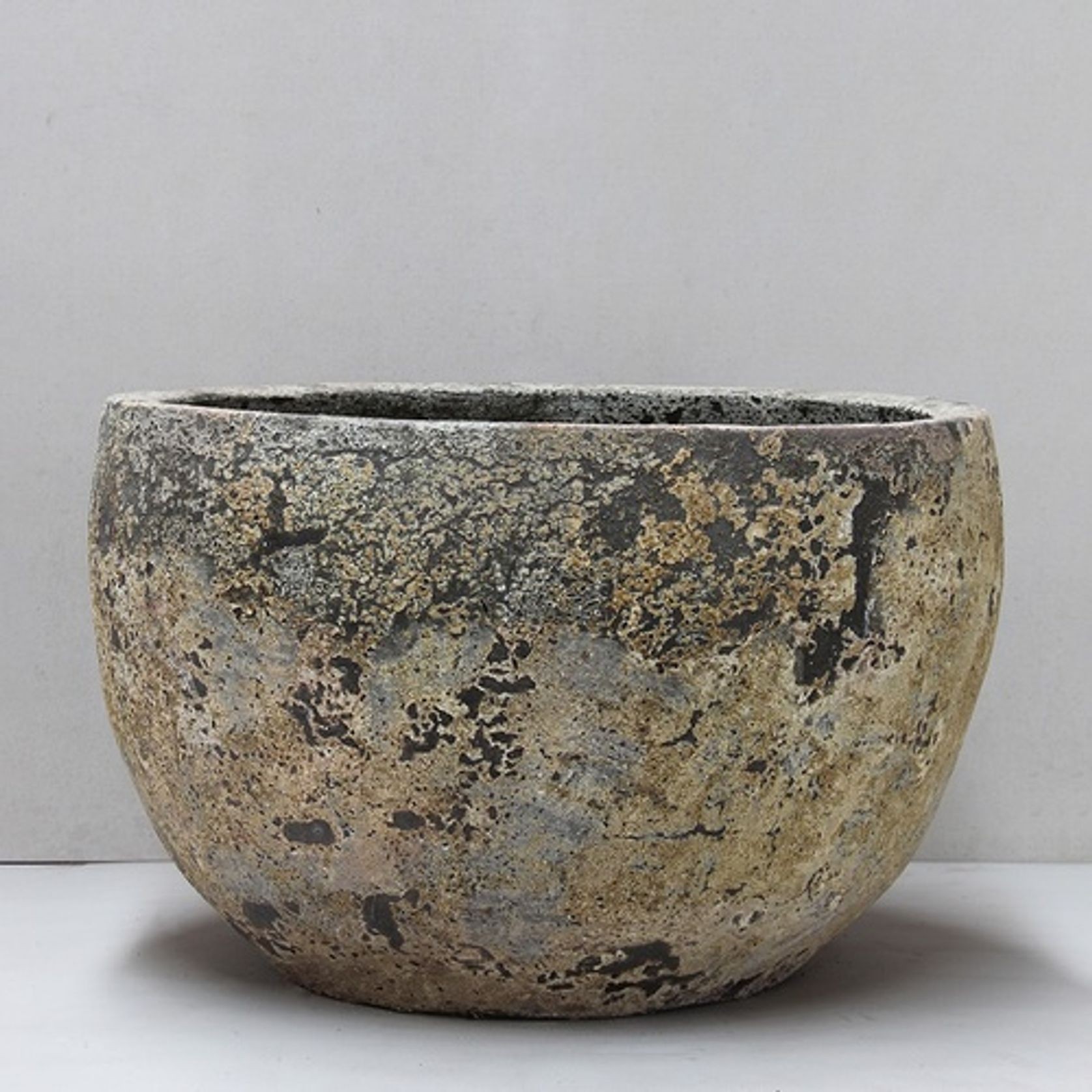 Helios Palm Planter gallery detail image