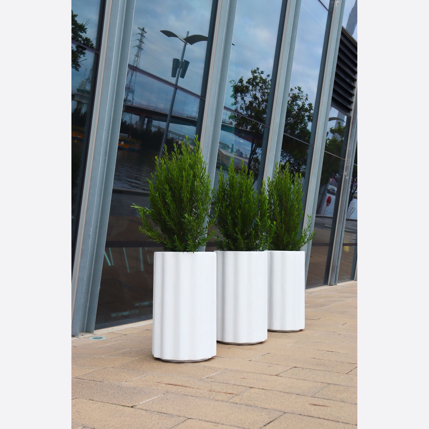 White Vattra Cylinder gallery detail image