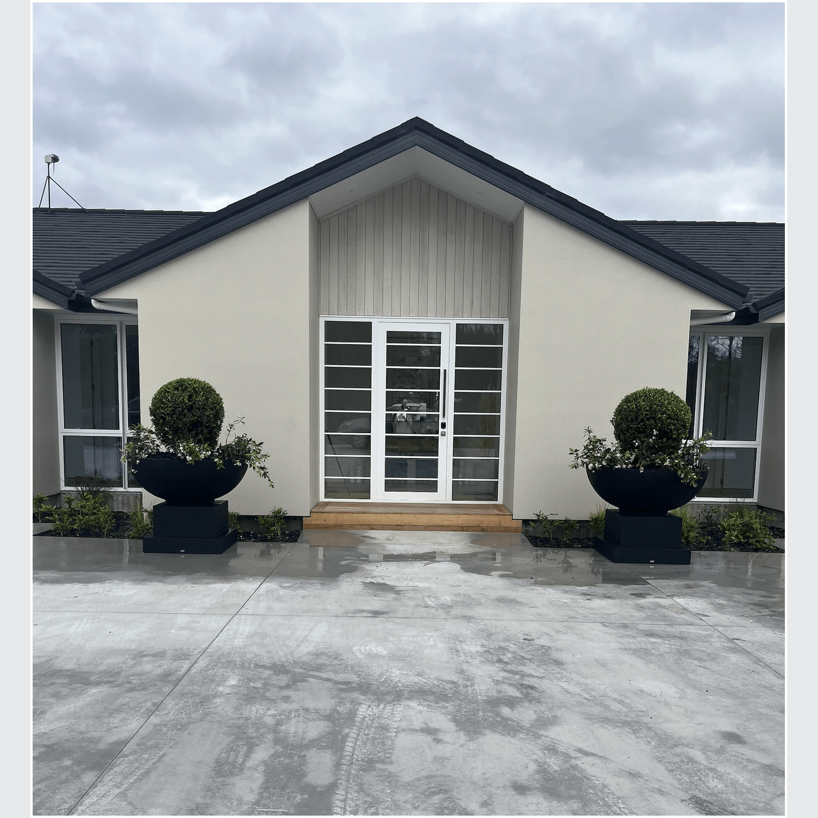 Volcano Bowl and Base gallery detail image