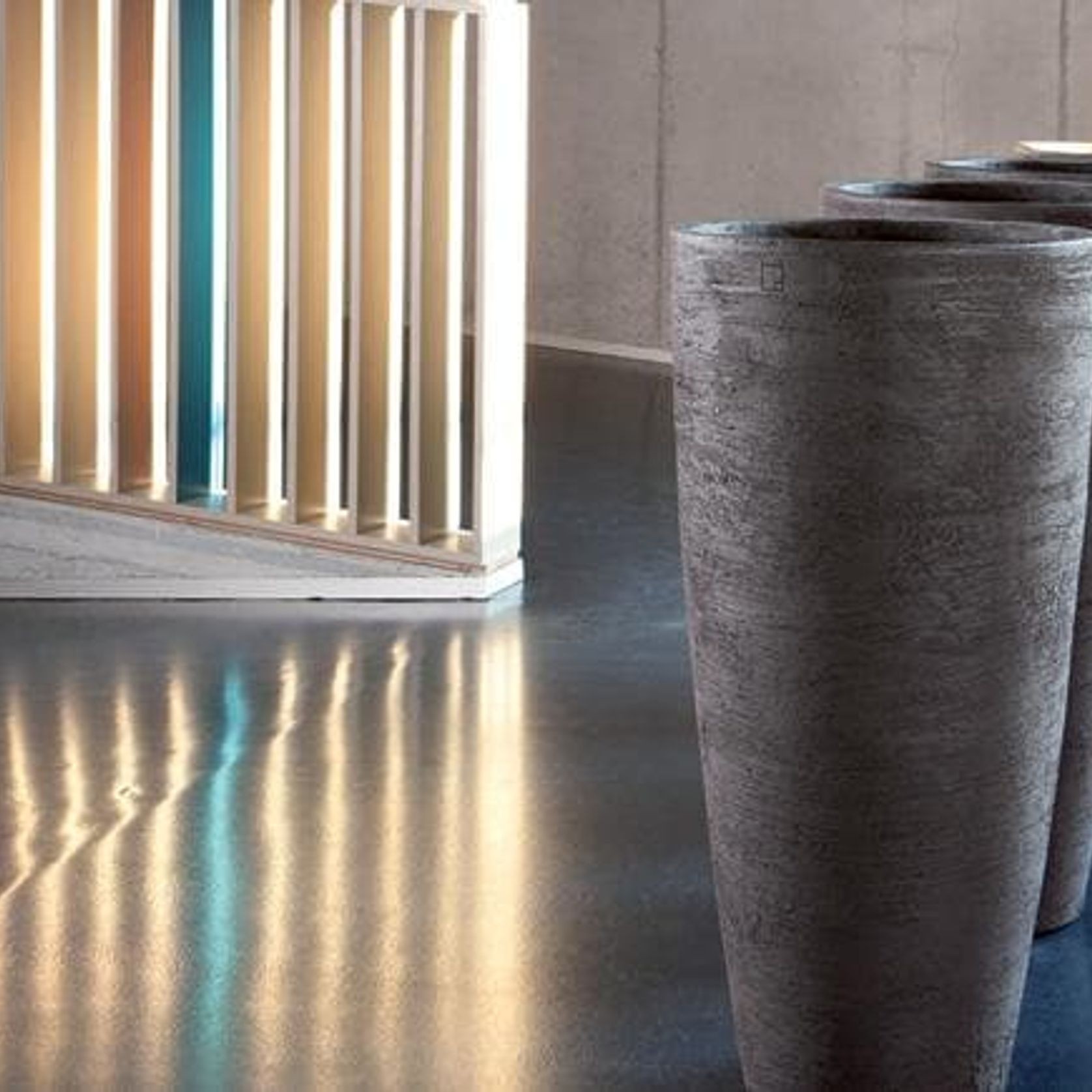 AH140 Outdoor Pots gallery detail image