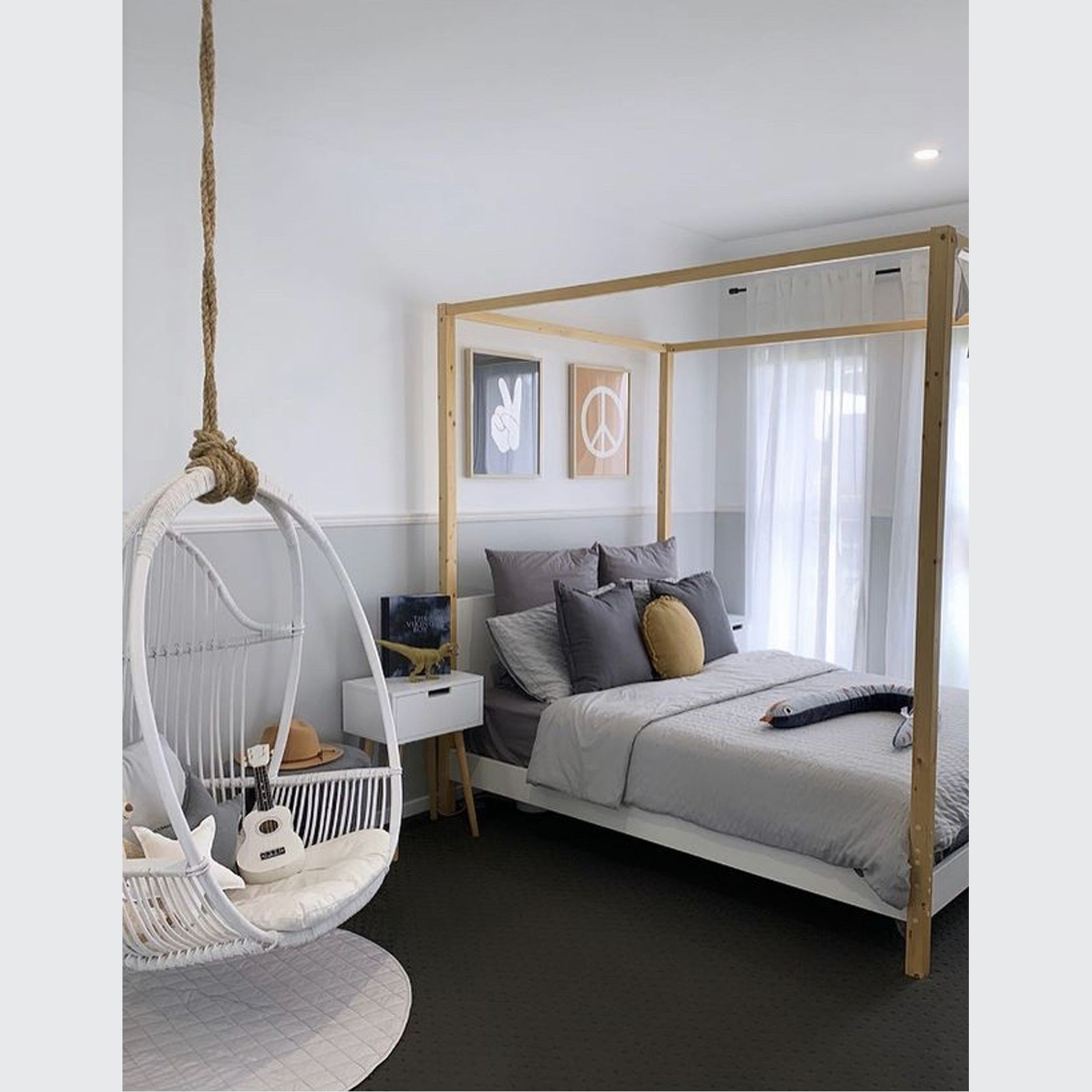 Henlow Kids Hanging Chair – White gallery detail image