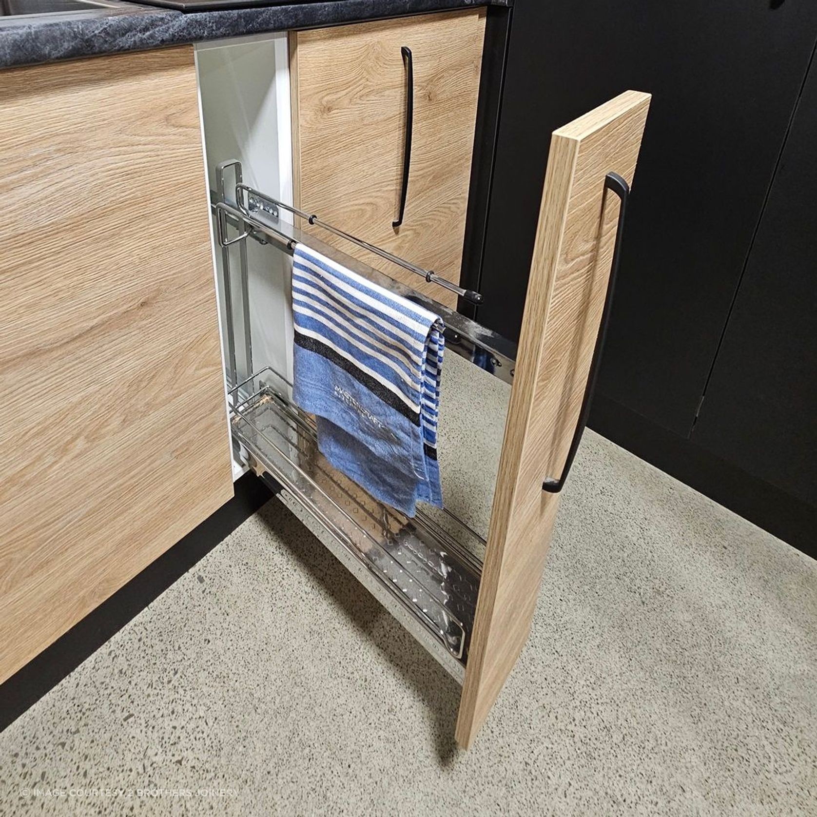 VS SUB Slim Under Bench Pull Out gallery detail image