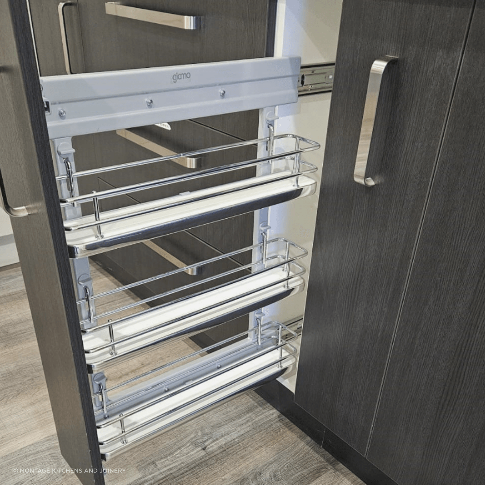 FIT Giamo Under Bench Pull Out gallery detail image