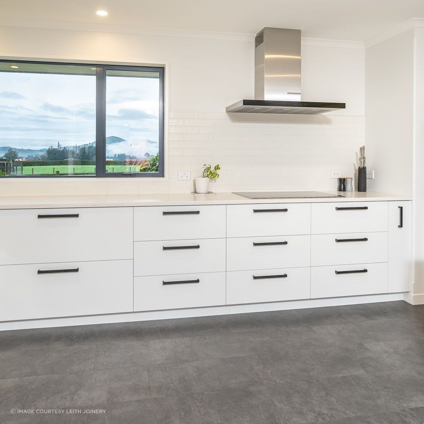 VS SUB Side Under Bench Pull Out gallery detail image