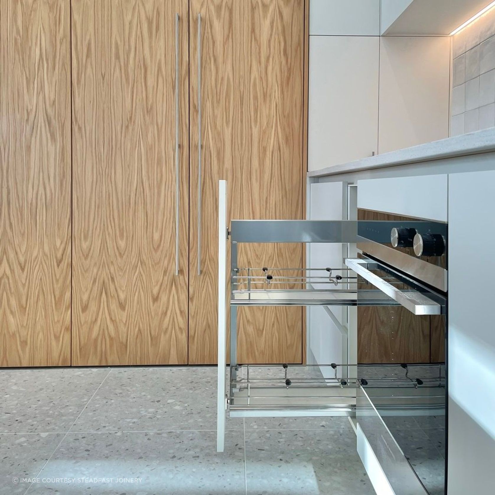 VS SUB Side Under Bench Pull Out gallery detail image