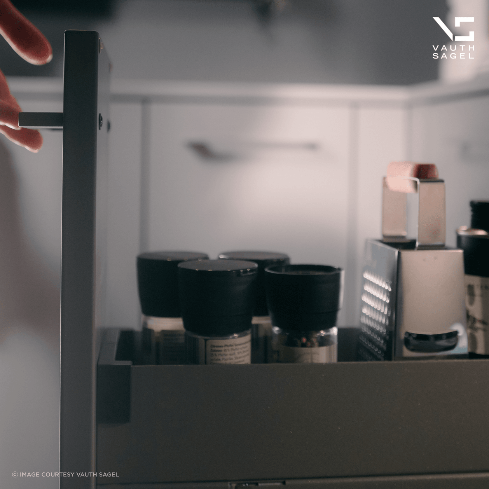 VS SUB Slim Under Bench Pull Out gallery detail image