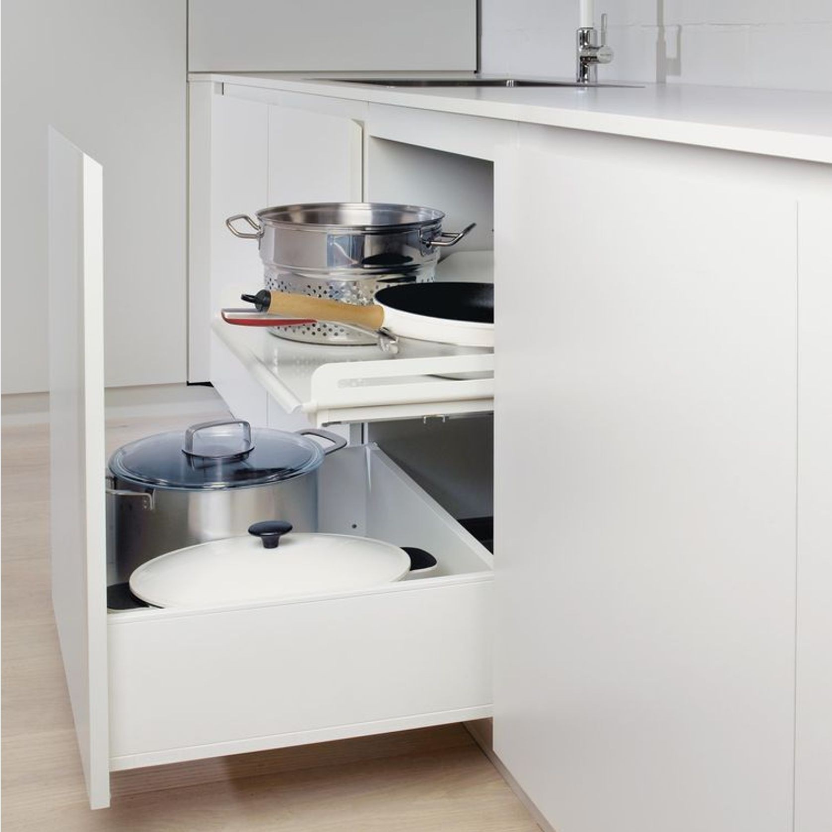 Peka Extendo 600mm | Pull out Shelf gallery detail image