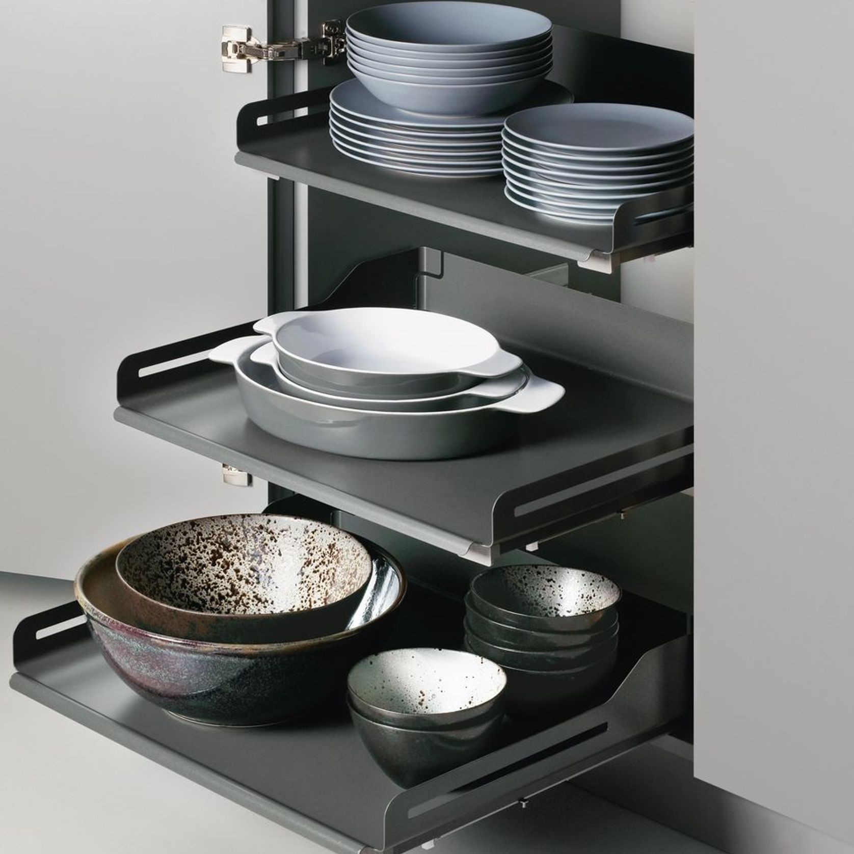 Peka Extendo 900mm | Pull out Shelf gallery detail image