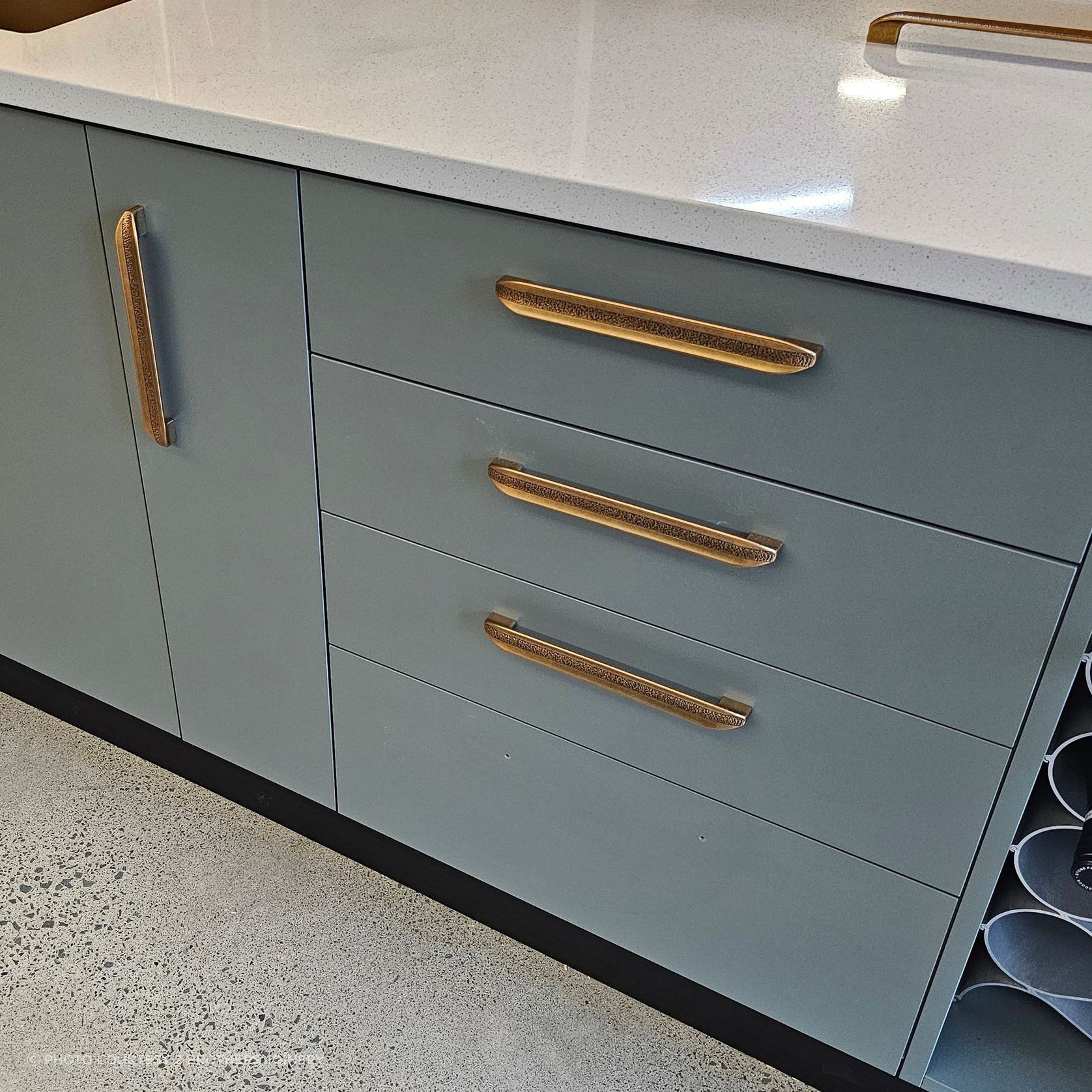 Vecchio D Handle gallery detail image