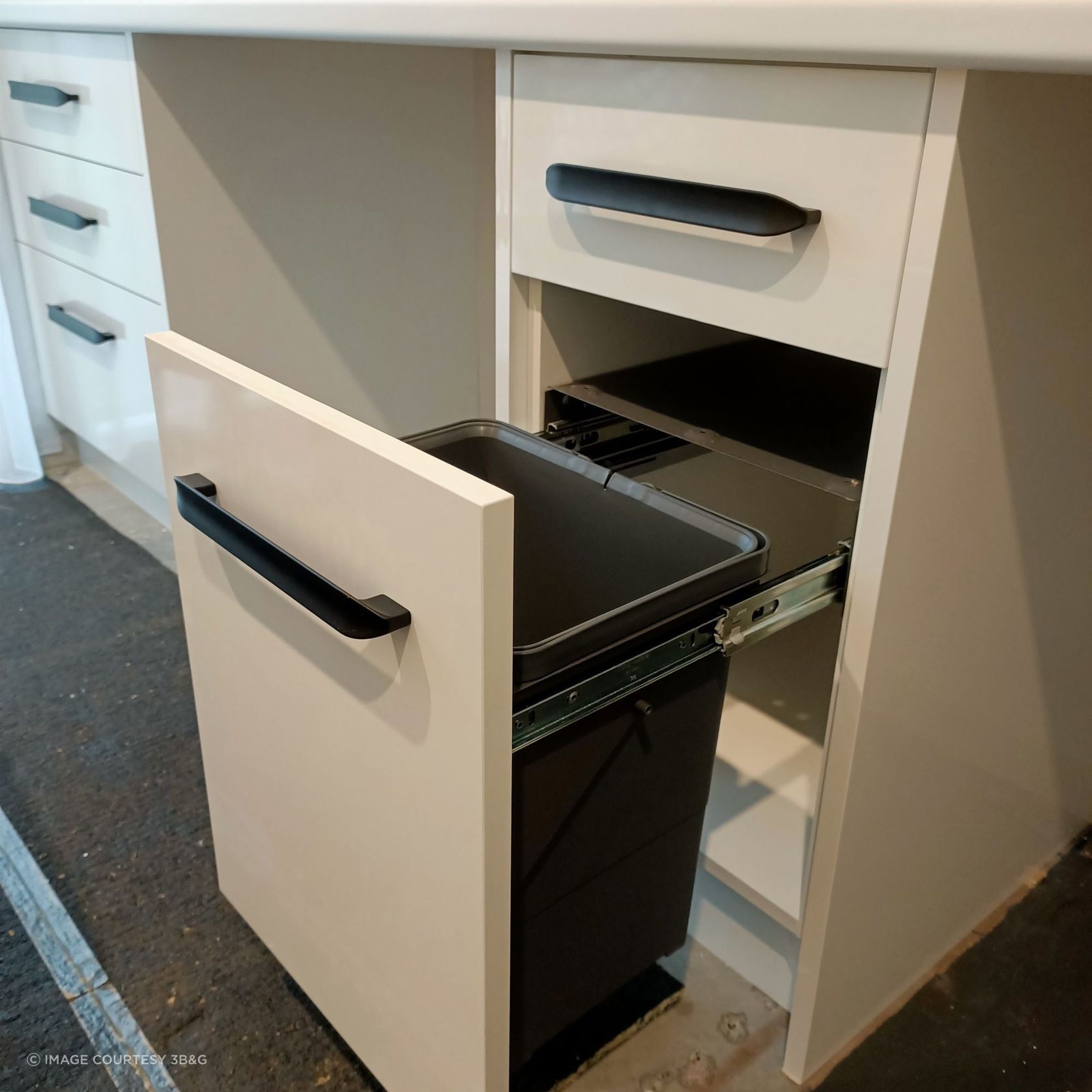 Striatus D Handle gallery detail image