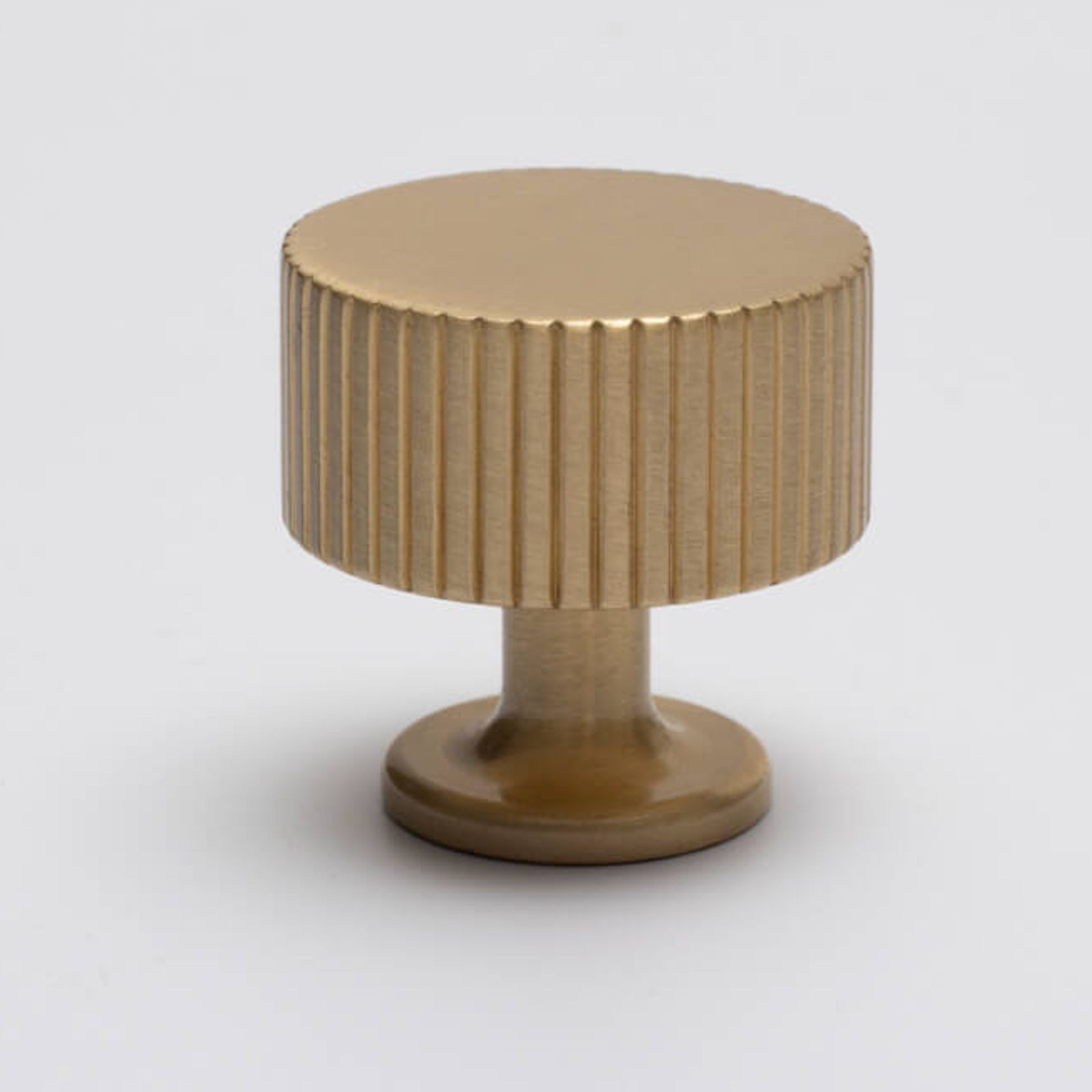 KT&CO Kitchen drawer knobs Rose Bay gallery detail image