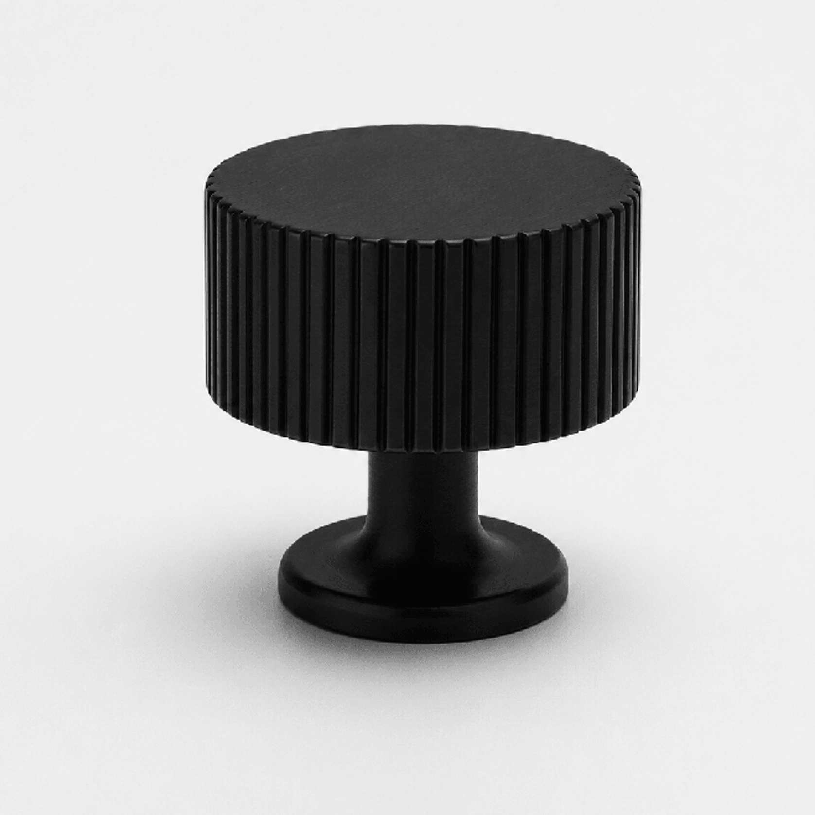 KT&CO Kitchen drawer knobs Rose Bay gallery detail image