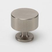 KT&CO Kitchen drawer knobs Rose Bay gallery detail image