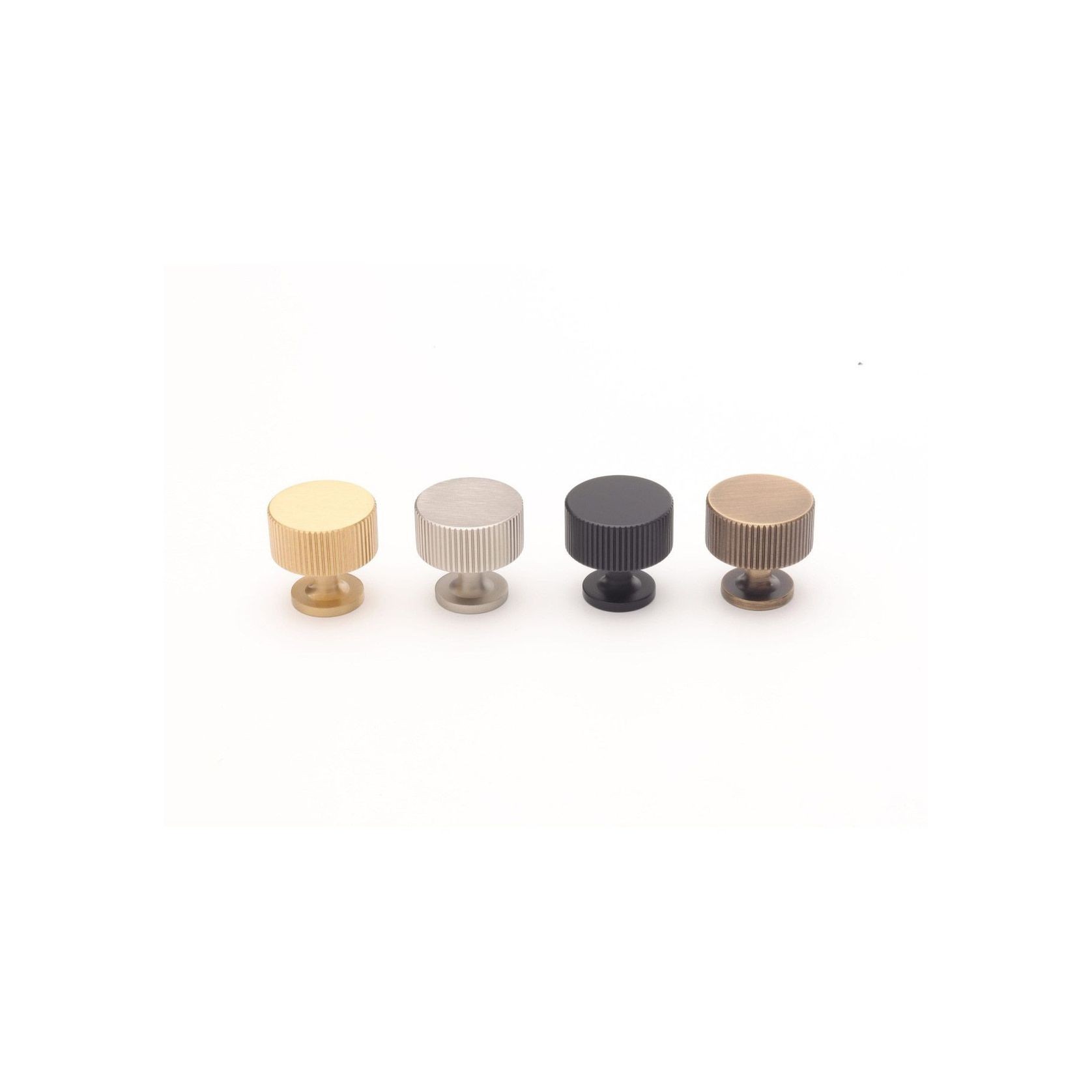 KT&CO Kitchen drawer knobs Rose Bay gallery detail image