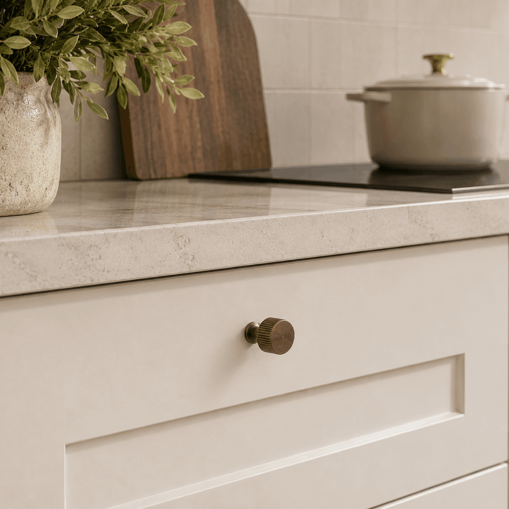 KT&CO Kitchen drawer knobs Rose Bay gallery detail image